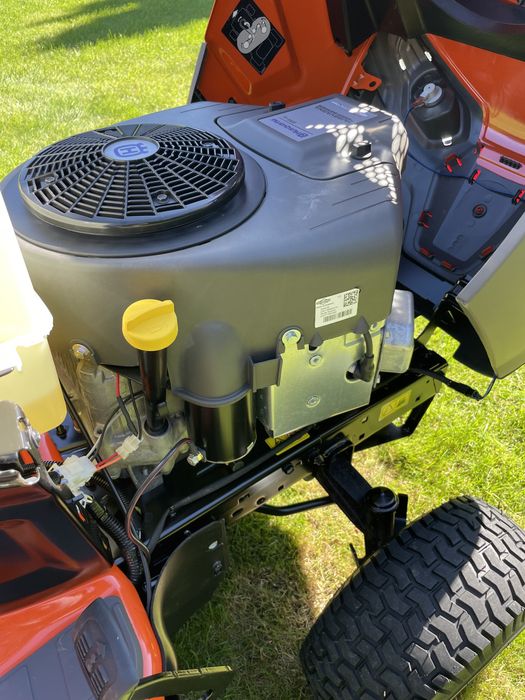 Husqvarna TC 238T Traktorek Kosiarka BriggsStratton Jak NOWY 15h pracy