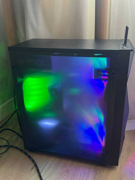 Komputer stacjonarny – Ryzen 5700X / RTX 3060 12GB / 16GB RAM / B550M