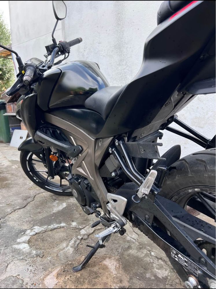 Suzuki GSXS125-A