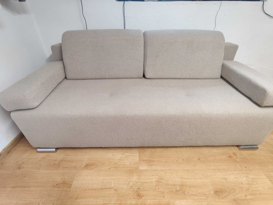 kanapa, sofa rozkładana bukla beż