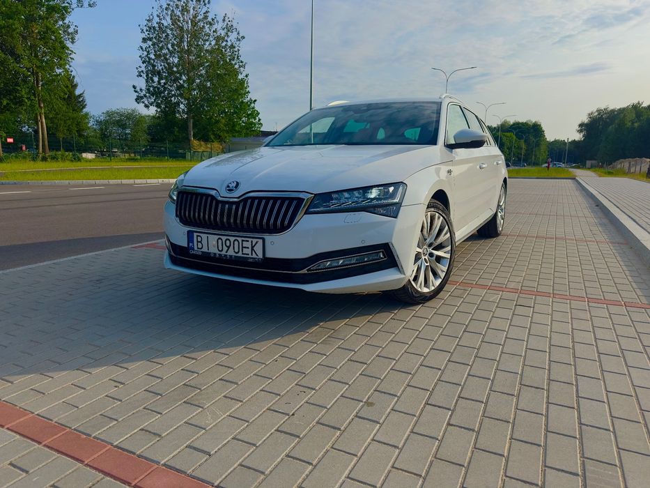 Skoda Superb Salon Polska, Serwis, Laurin&Klement, Hak, FV23%, 4x4
