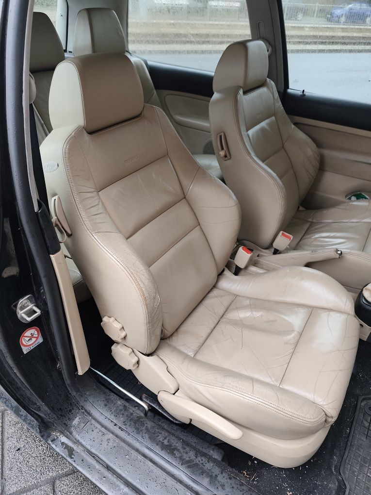 Recaro fotele skórzane, środek, wnętrze
