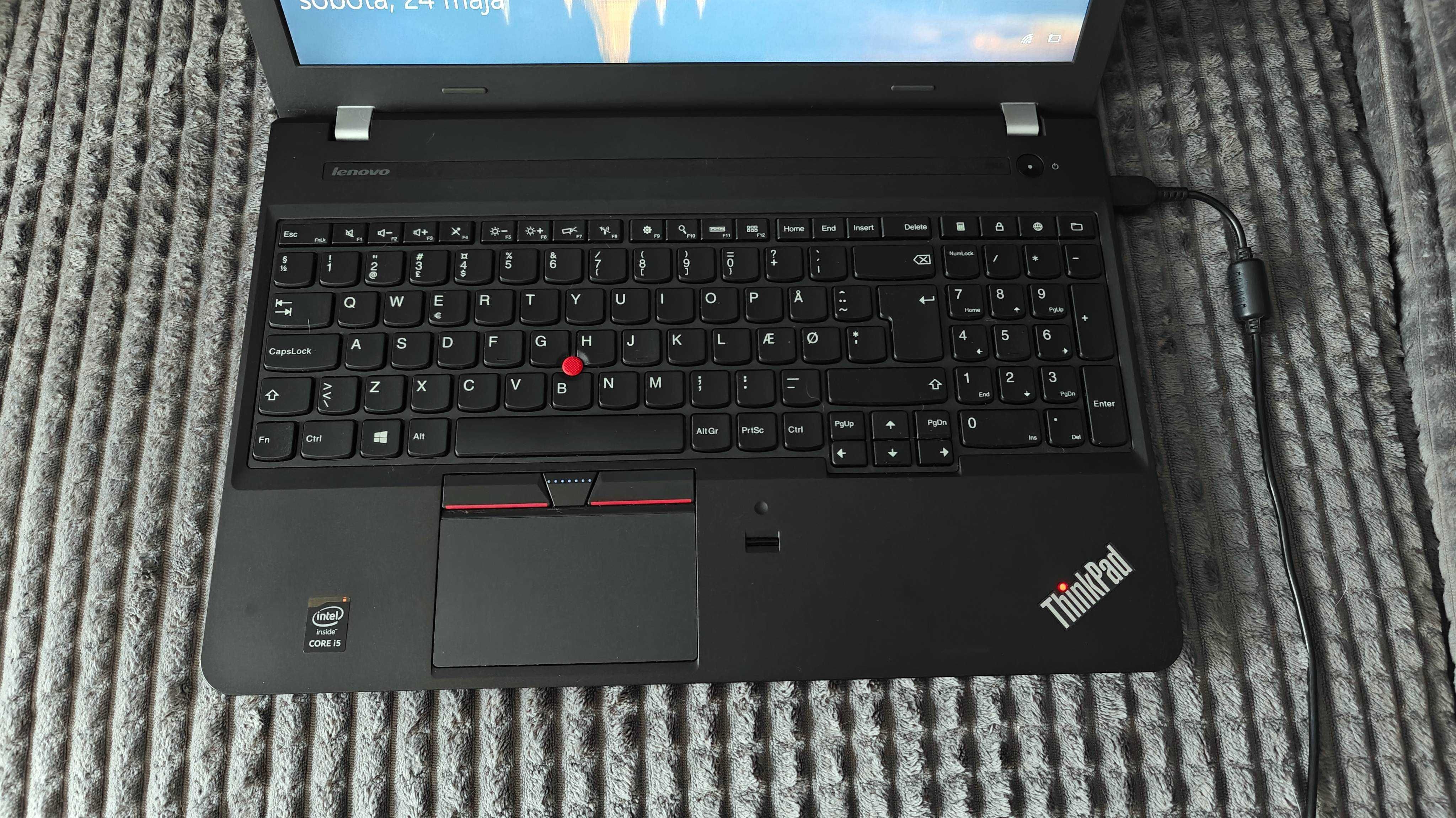Laptop Lenovo ThinkPad E550 – i5/8 GB RAM/256GB SSD/Win10 Pro/torba