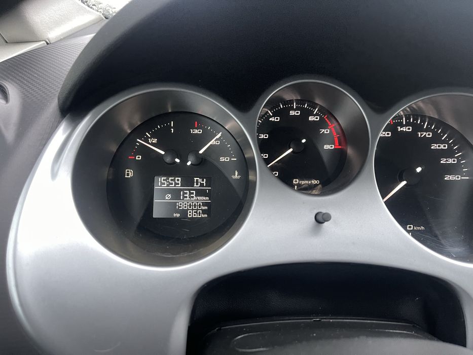 автомобіль seat altea xl