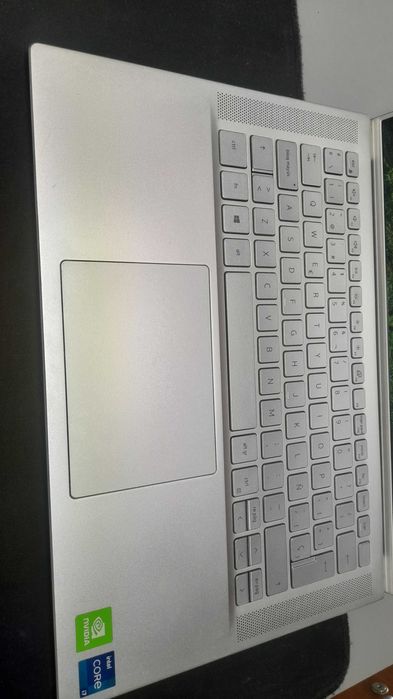 Laptop Dell Ispirion 7400 i7-1165G7 14,5"  NVME 512/16 ram Gwarancja