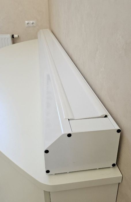 Моторизований ALR екран 92"Mivision