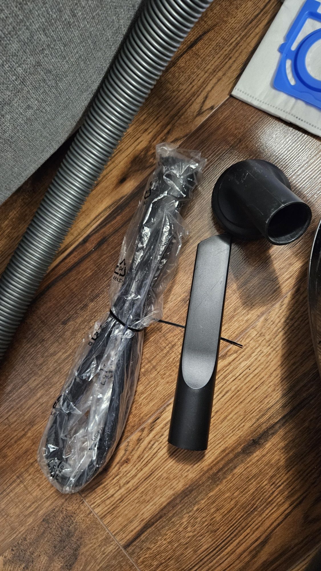 Odkurzacz Bosch Gl-30 ProPower + końcówki+ worki w pełni sprawny