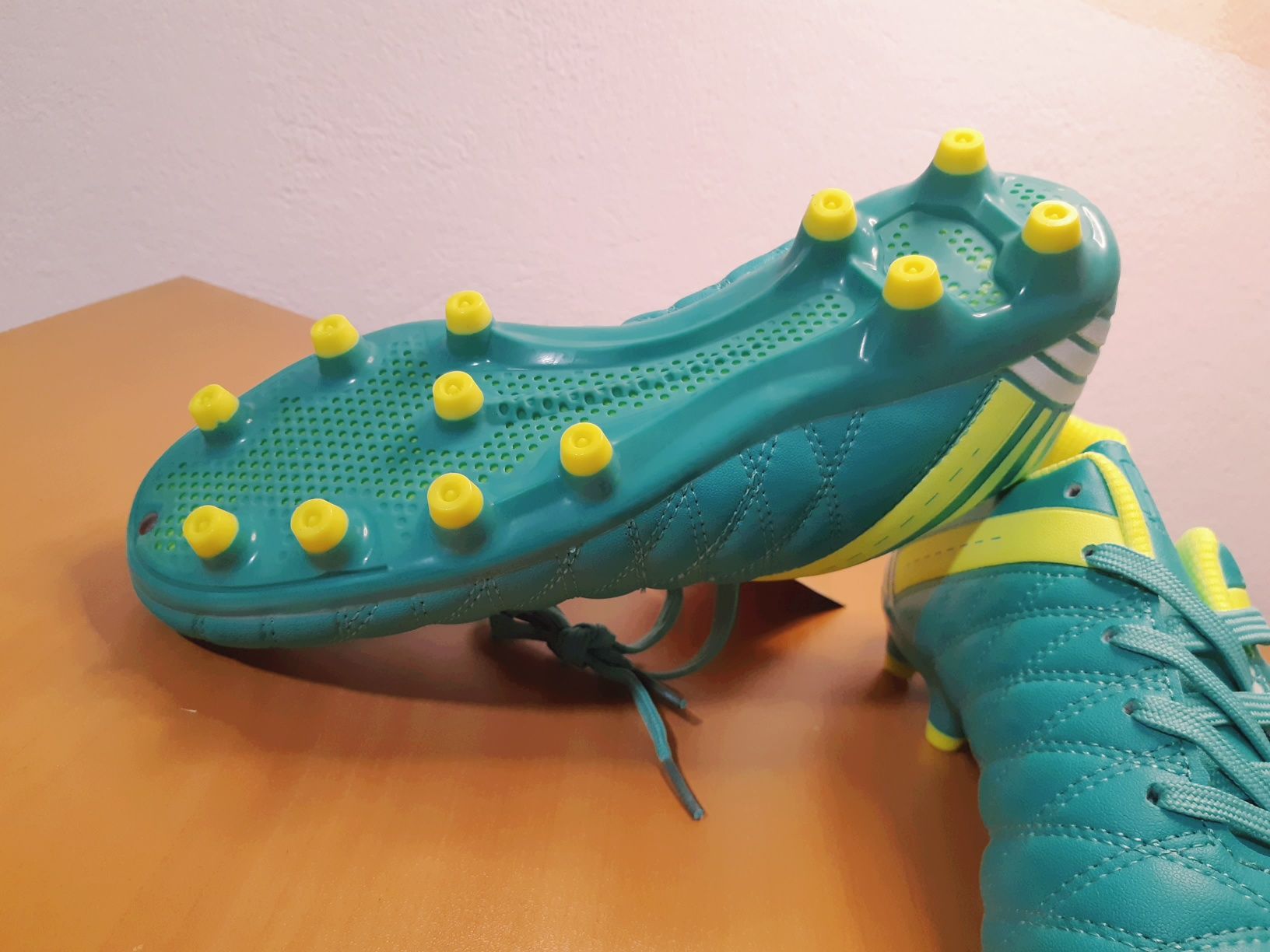 korki dziecięce r. 38 NOWE buty piłkarskie