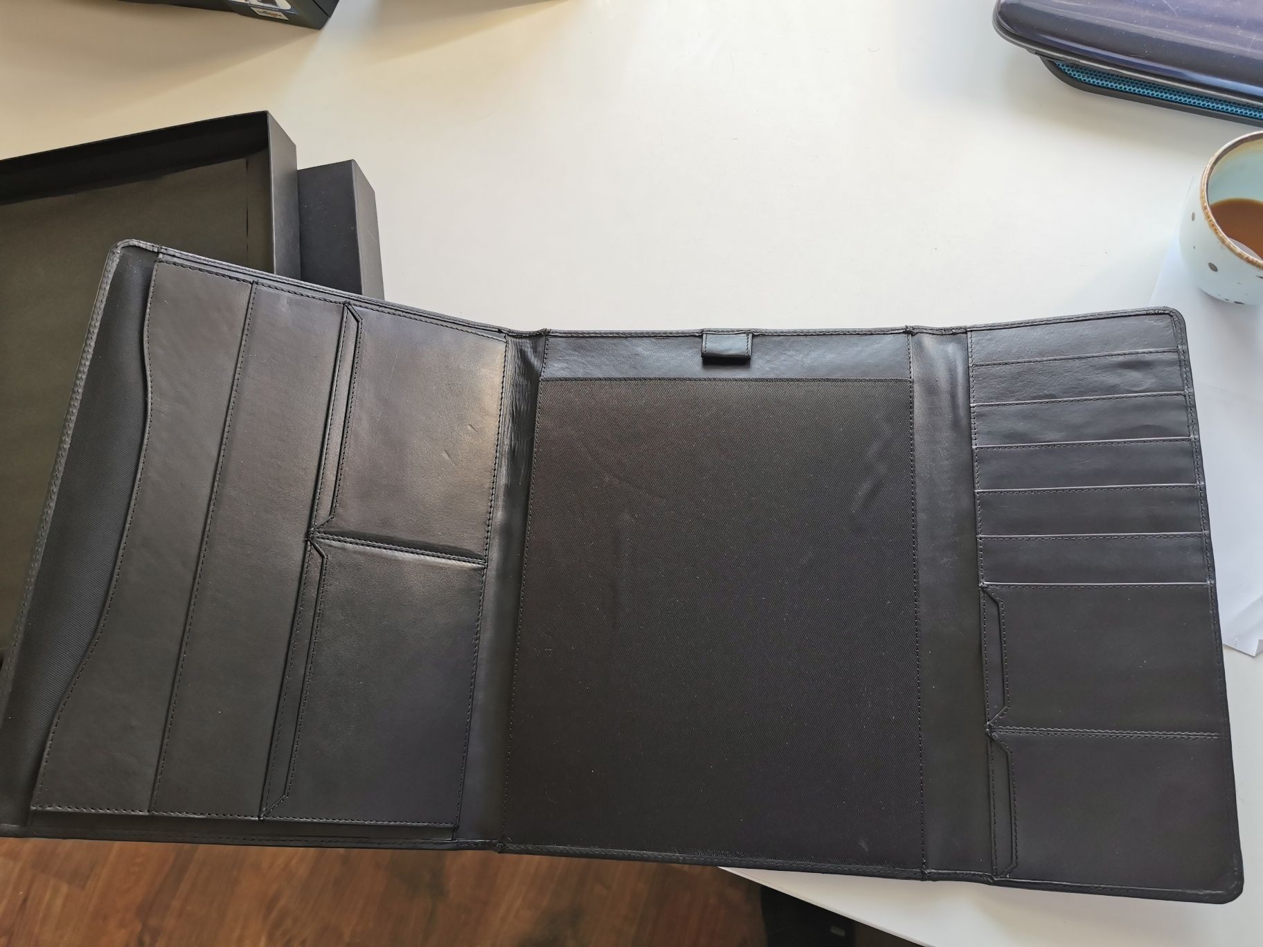 Rado Swiss Duża Skórzana Aktówka Etui Organizer