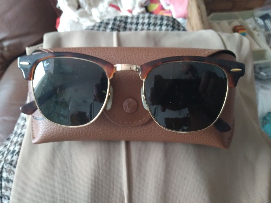 Óculos Ray ban originais.