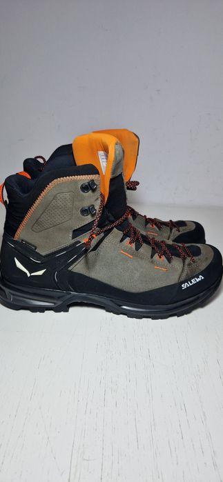 Salewa 46.         .