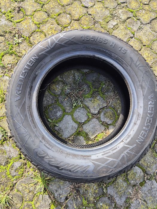 Opony zimowe Vredestein wintrack 195/65r15