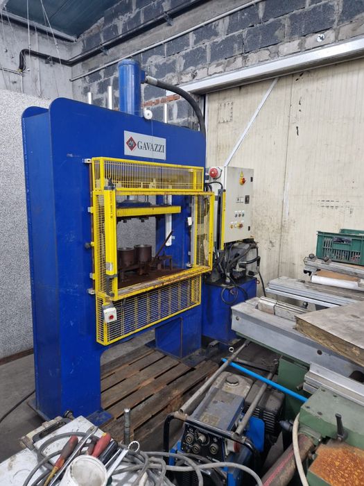 Prasa hydrauliczna ramowa