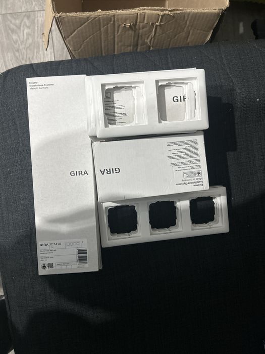 Gira Ramki ! Nowe Bialy połysk system 55