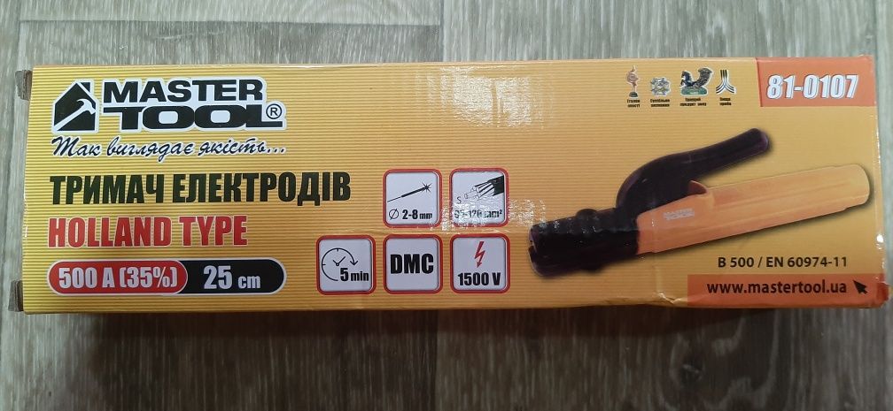 Тримач електродів 500А.