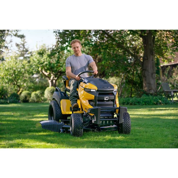 Traktor ogrodowy Cub Cadet XT3 QS127 KAWASAKI Blokada dyferencjału