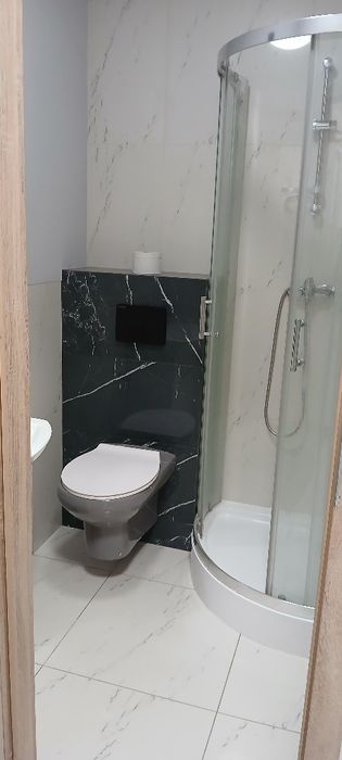 Wynajmę pokoje dwu, trzy, cztero osobowe Warszawa Bielany 10 min metro