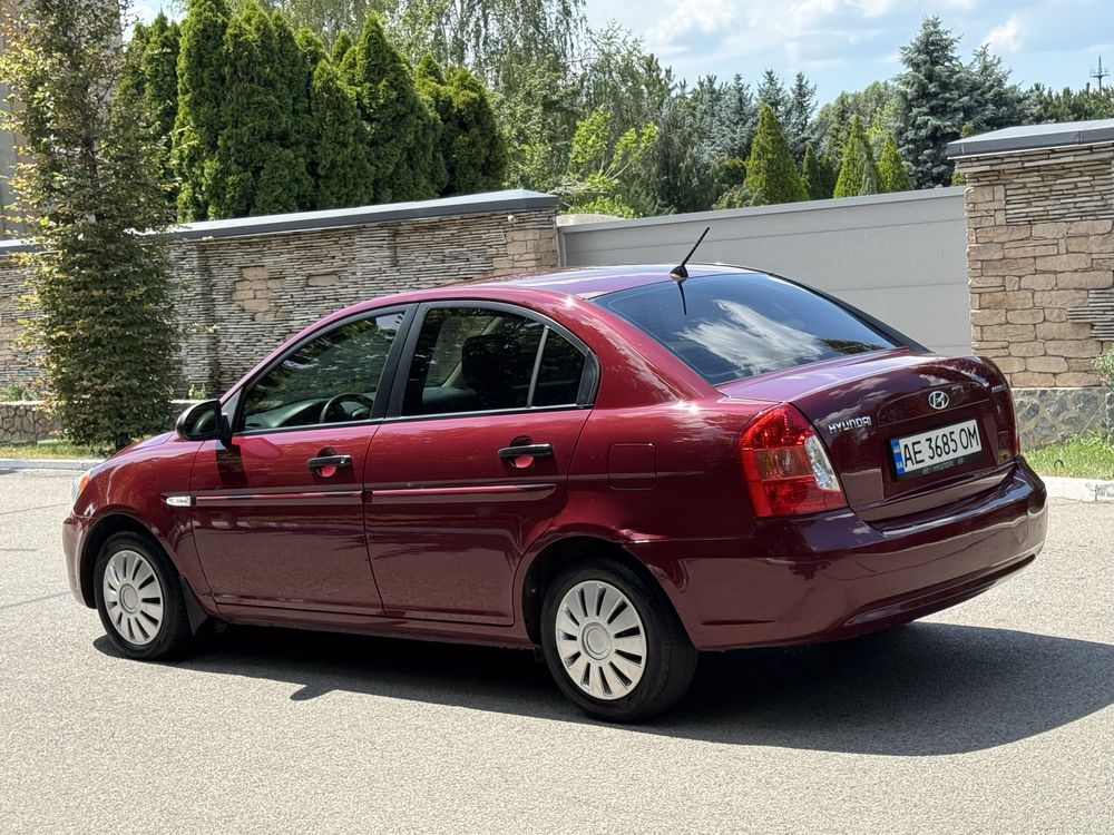 Продам хендай акцент автомат