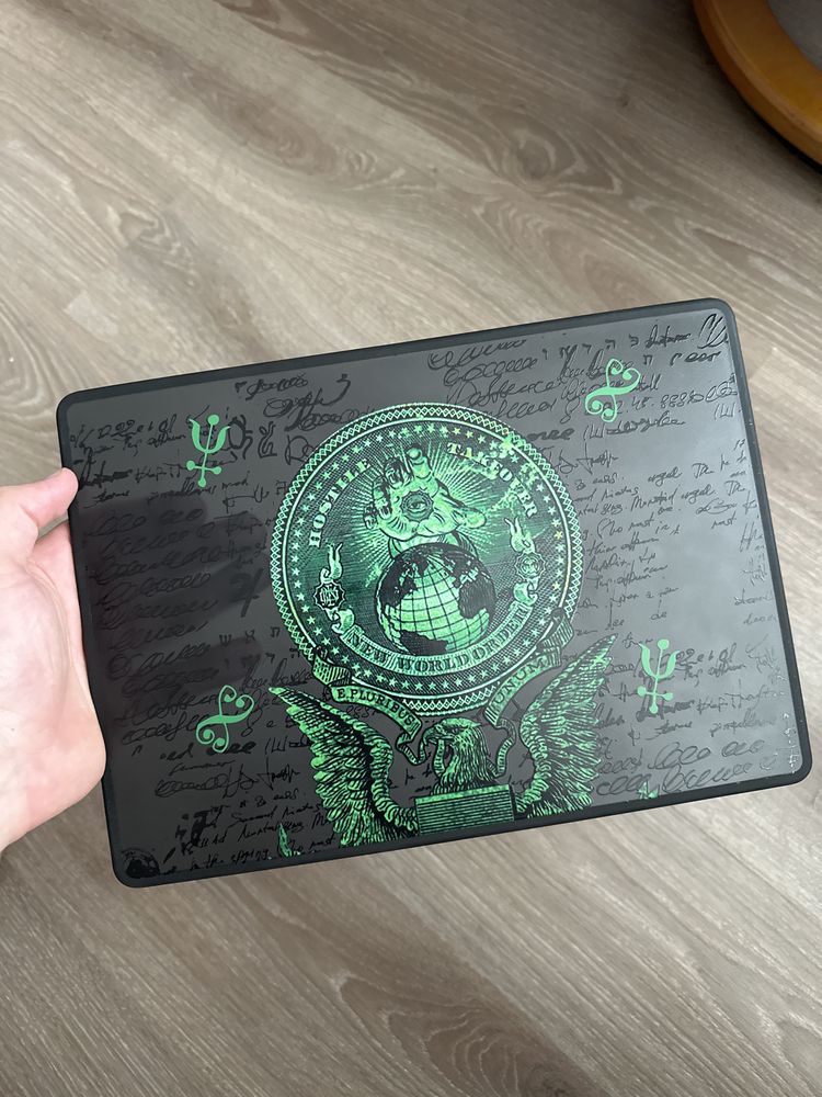 Продам чохол для macBook pro (m3 pro)