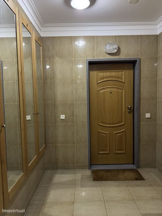 Apartamento T4 no centro da cidade com excelentes áreas