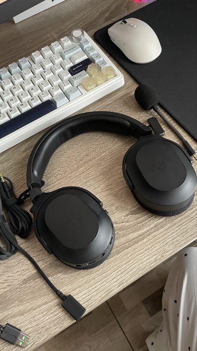 Навушники бездротові Razer Barracuda X 2022 Wireless Playstation IOS