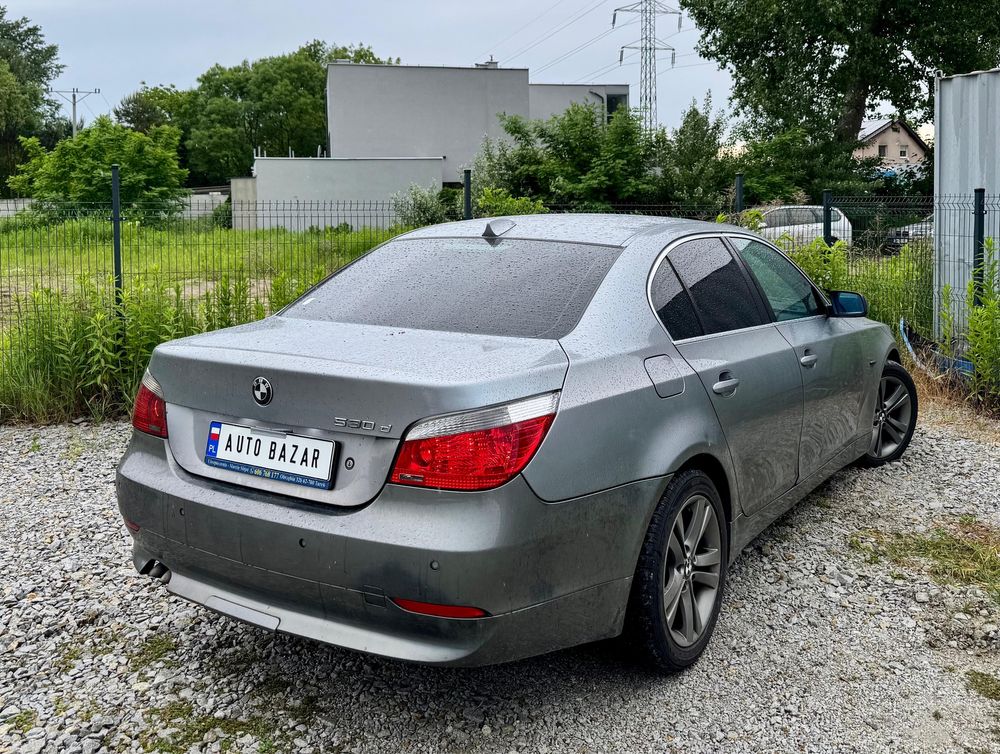 BMW E60 530d 3.0 Diesel * Duża Navi * Pół Skóra * Automat