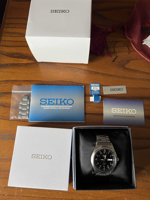 Relógio Seiko Arabic Black Dial Automático