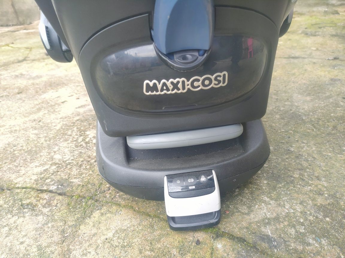 Fotelik samochodowy Maxi Cosi Cabriofix + Baza familyfix