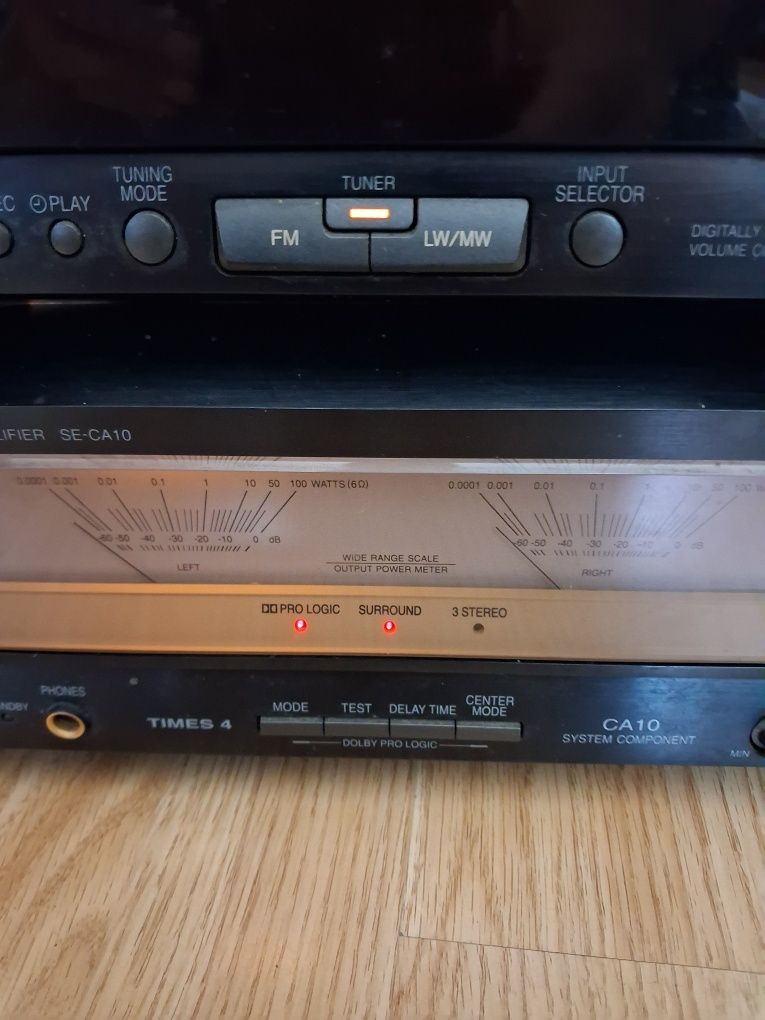 Wieża Technics  ca10 trzy segmentowa