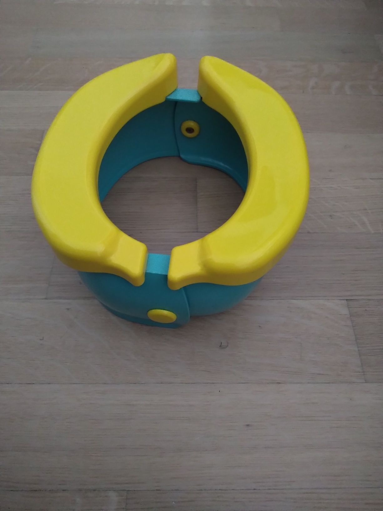 Nocnik turystyczny banan