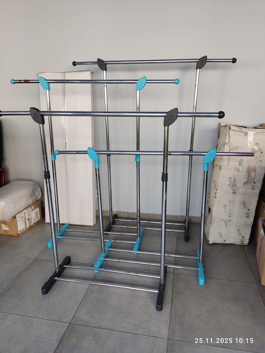 Вішалка стійка для одягу нові та б/у.