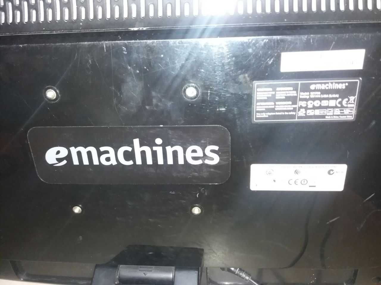 Моноблок Emachines ТЕРМІНОВО повністю робочий