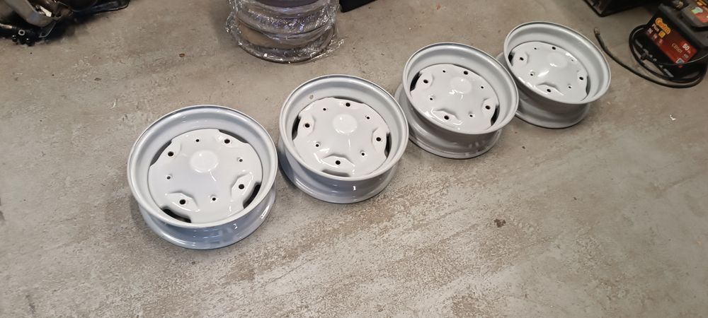 Fiat 126p felgi cytryny 4 sztuki jak nowe po profesjonalnej regeneracj
