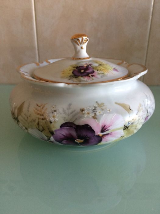 Porcelanas de Porto Mós