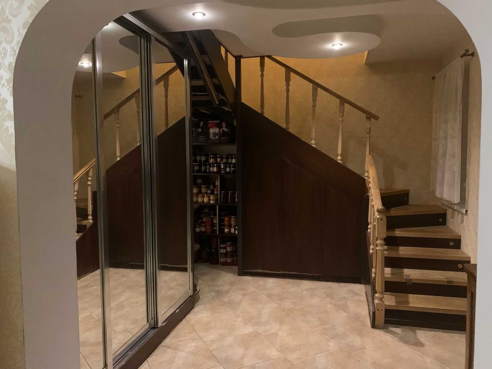 Продаж будинку,Голосієво,Мишоловка,пр-кт Науки,Деміївська