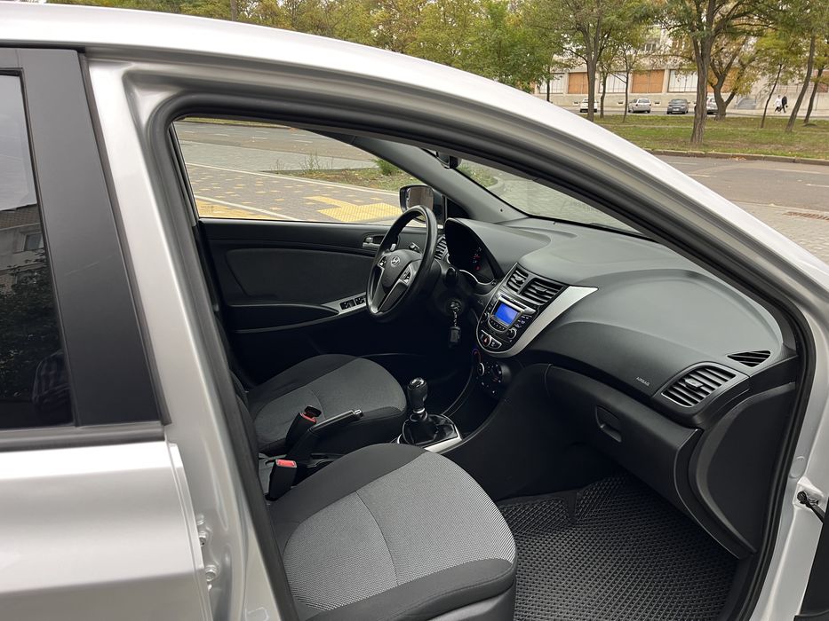 Продам Hyundai Aceent 2013 рік Газ 4