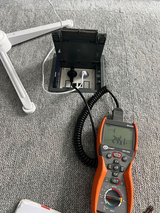 Pomiary elektryczne, przeglądy instalacji.