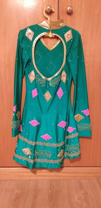 Vestido de patinagem.