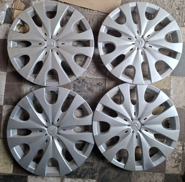 Продам оригінальні ковпаки на диски R14 Citroen C1