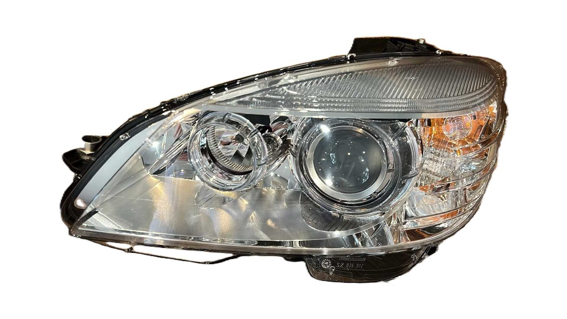 Reflektor  Mercedesa CL203 coupe  XENON  lewa przód wersja EU