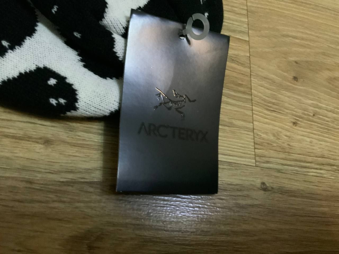 Шапка ARC'TERYX нова