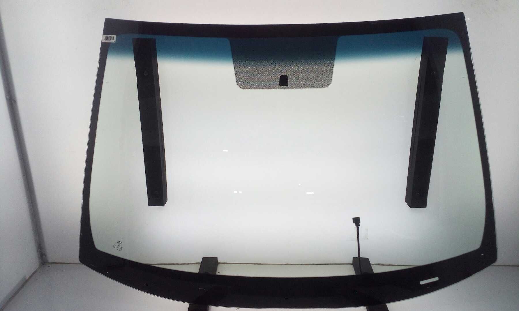 Лобовое стекло Hyundai Sonata NF(04-10) YF(09-14) LF(14-19)(19-)Замена