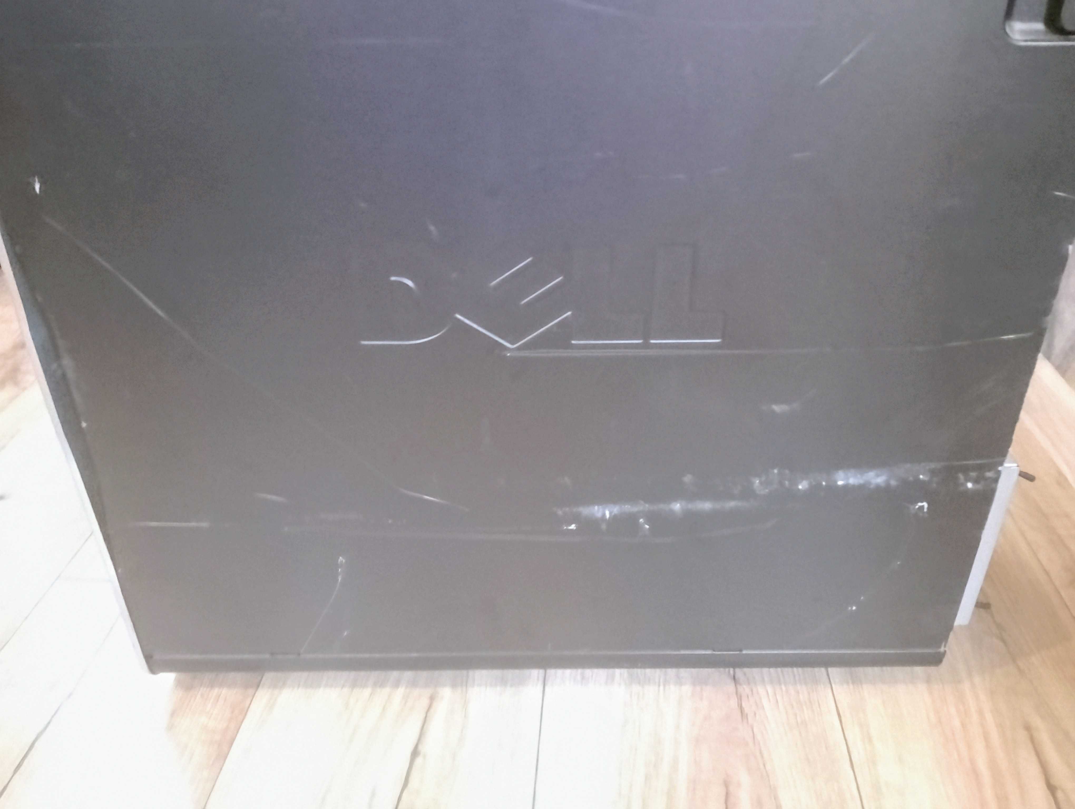 Komputer stacjonarny DELL Precision T7500 Xeon Quad Core 2,4GHz E5620