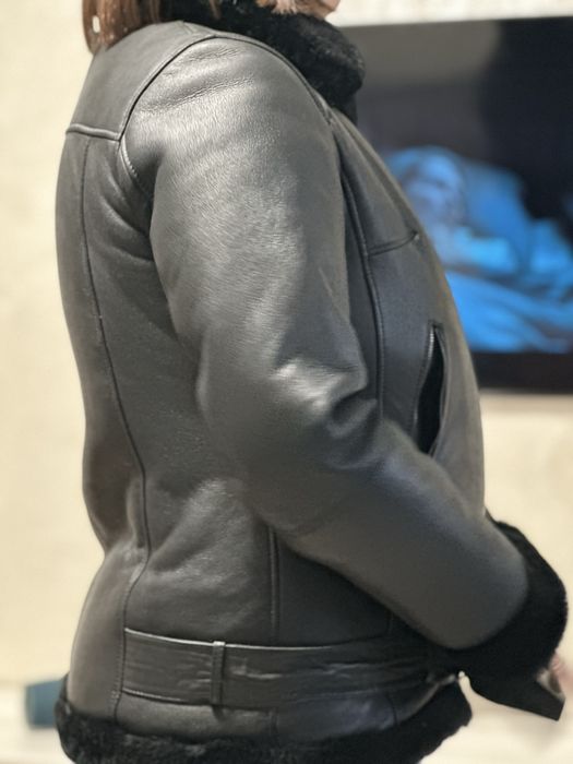 Продам дублянку. В гарному стані натуральна шкіра