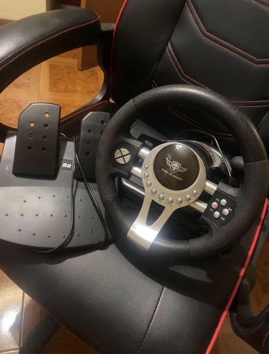 Vendo volante mais pedais