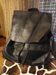 Mochila preta artesanal