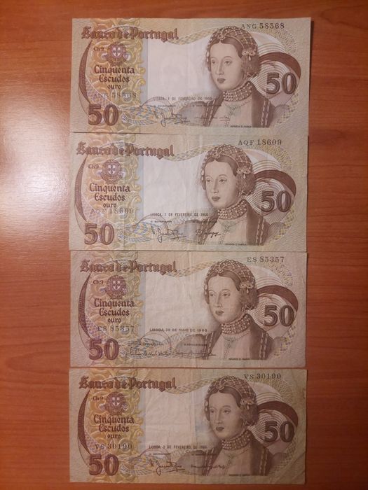 Notas republicanas e ultramarinas