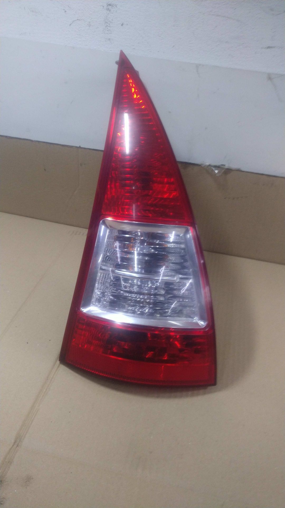 / Citroen C3 I lampa lewa tylna