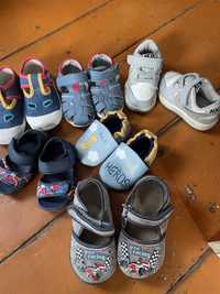 Продам дитяче взуття