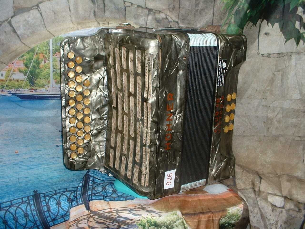 Concertina para venda N, 926